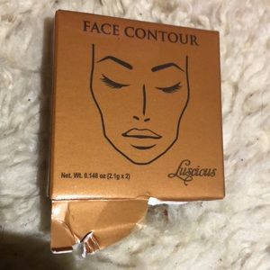 Luscious Cosmetics face contour kit